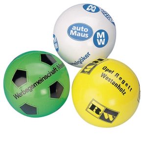 Plastikfußball